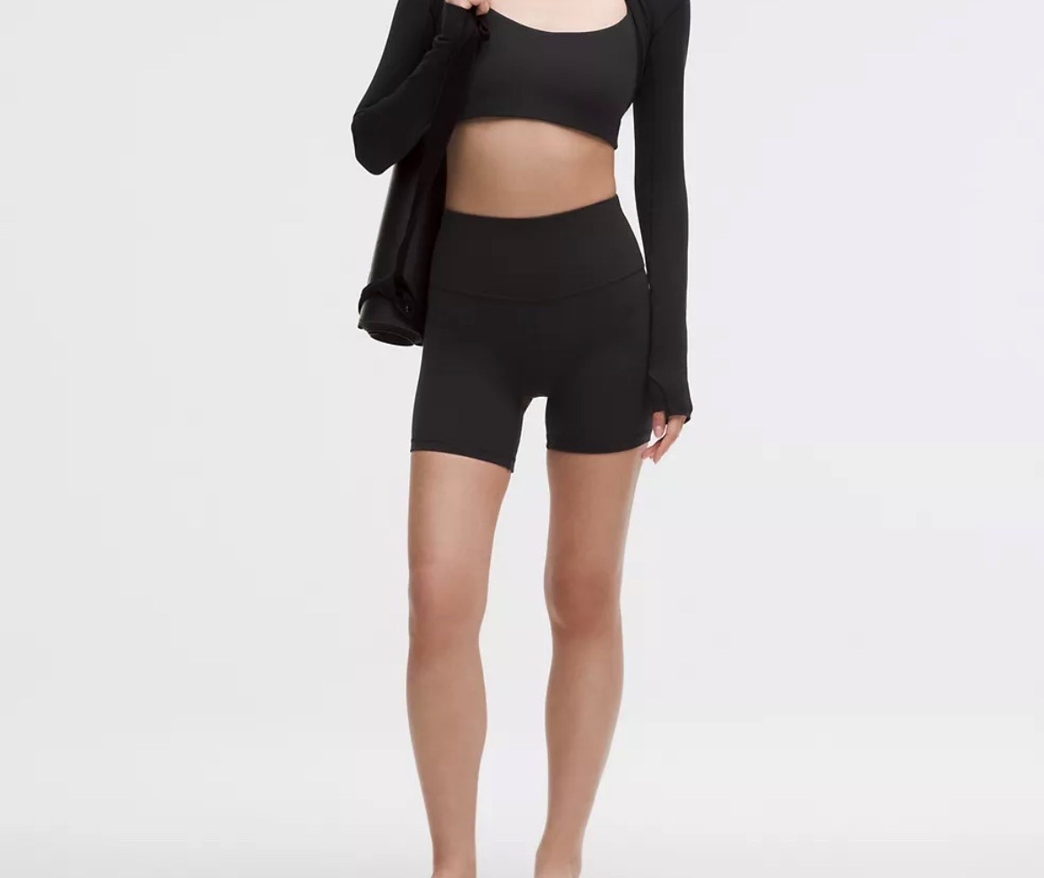 My go to workout shorts. Perfect for spin class. Protects your legs from the seat. Wearing a size 4 with 6in inseam.

#LTKootd #LTKfitnessgoals #LTKmomlife
