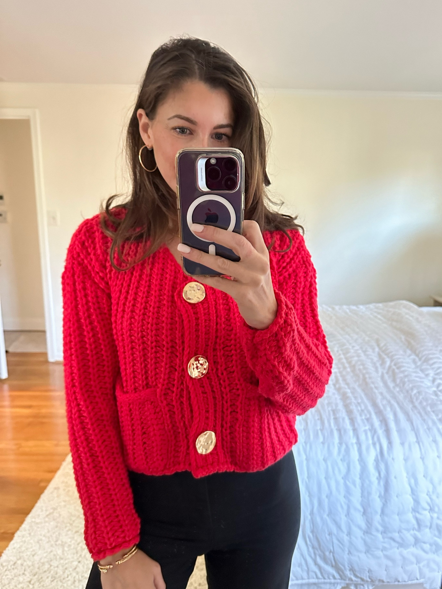 The coziest winter sweater! Under $40 and 10% coupon. Comes in 7 colors. I’m wearing a small

#LTKSeasonal #LTKGiftGuide #LTKFindsUnder100