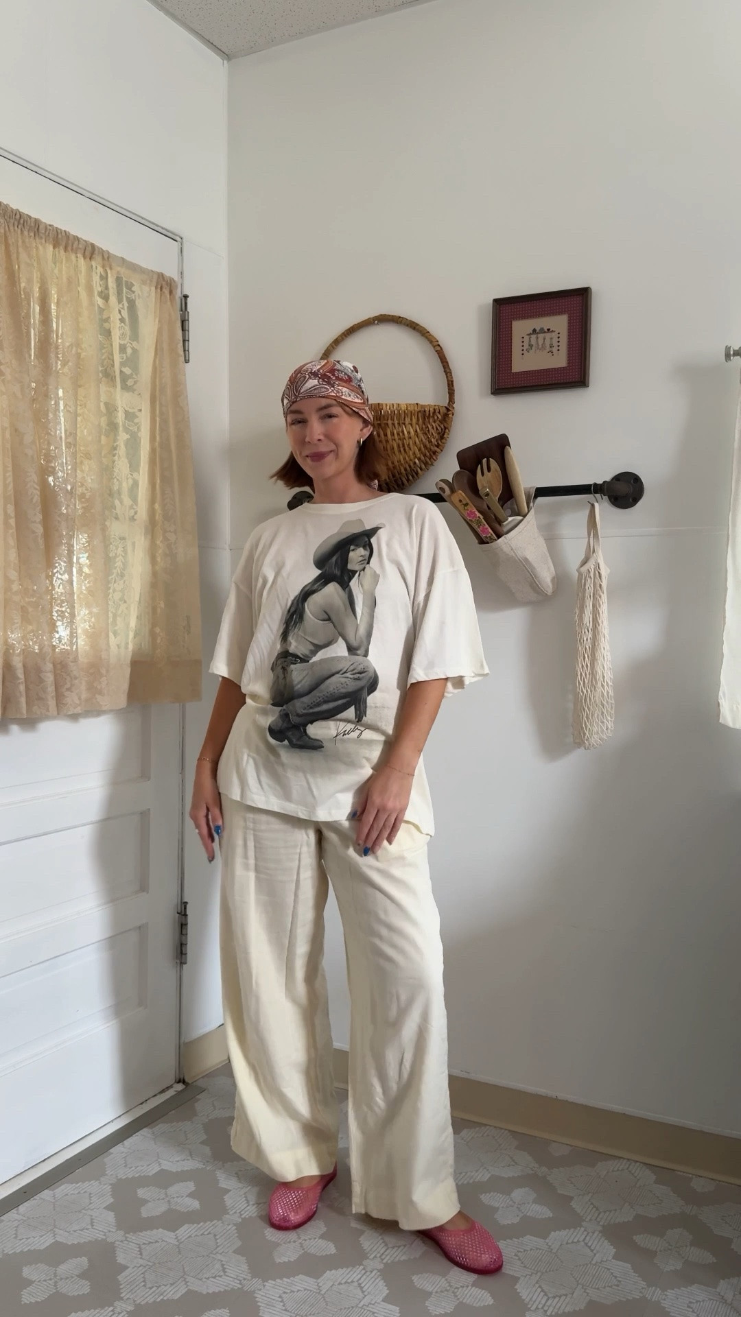 Another oversized graphic tee and headscarf for the win!!

#LTKdayinmylife #LTKgrwm #LTKmomlife