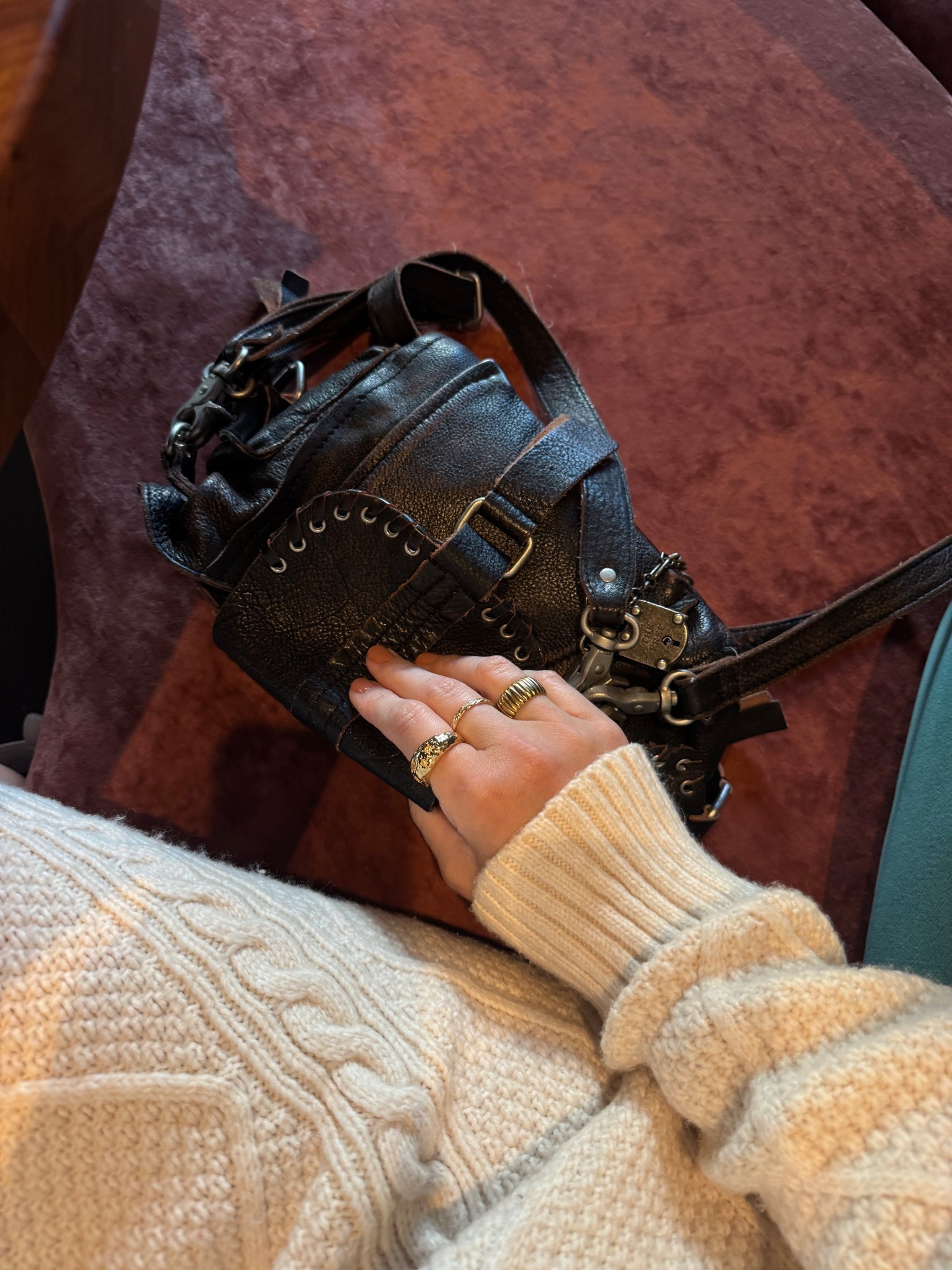 Love my new go-to purse to wear with any outfit really! Comes in other colors, I definitely want to get the brown one next!

#LTKOver40 #LTKootd #LTKFindsUnder100