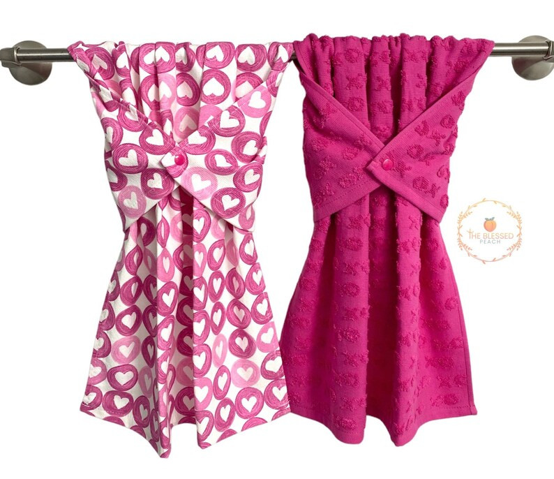 Kitchen towel with hearts, stay put towel, dish drying towel, kitchen hand towel, oven handle tow... | Etsy (US)