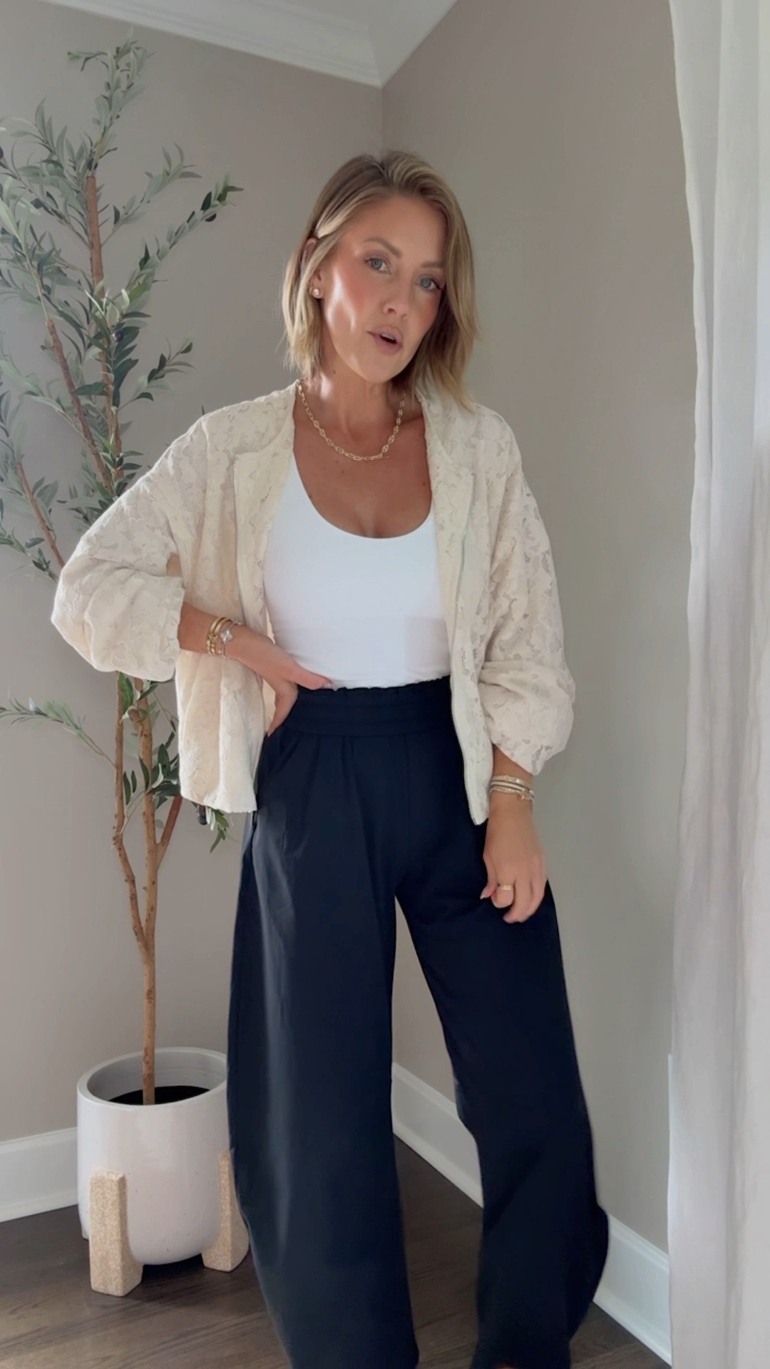 XS jacket / XS tank / XS Amazon barrel leg pants

#LTKootd #LTKPetite #LTKOver40
