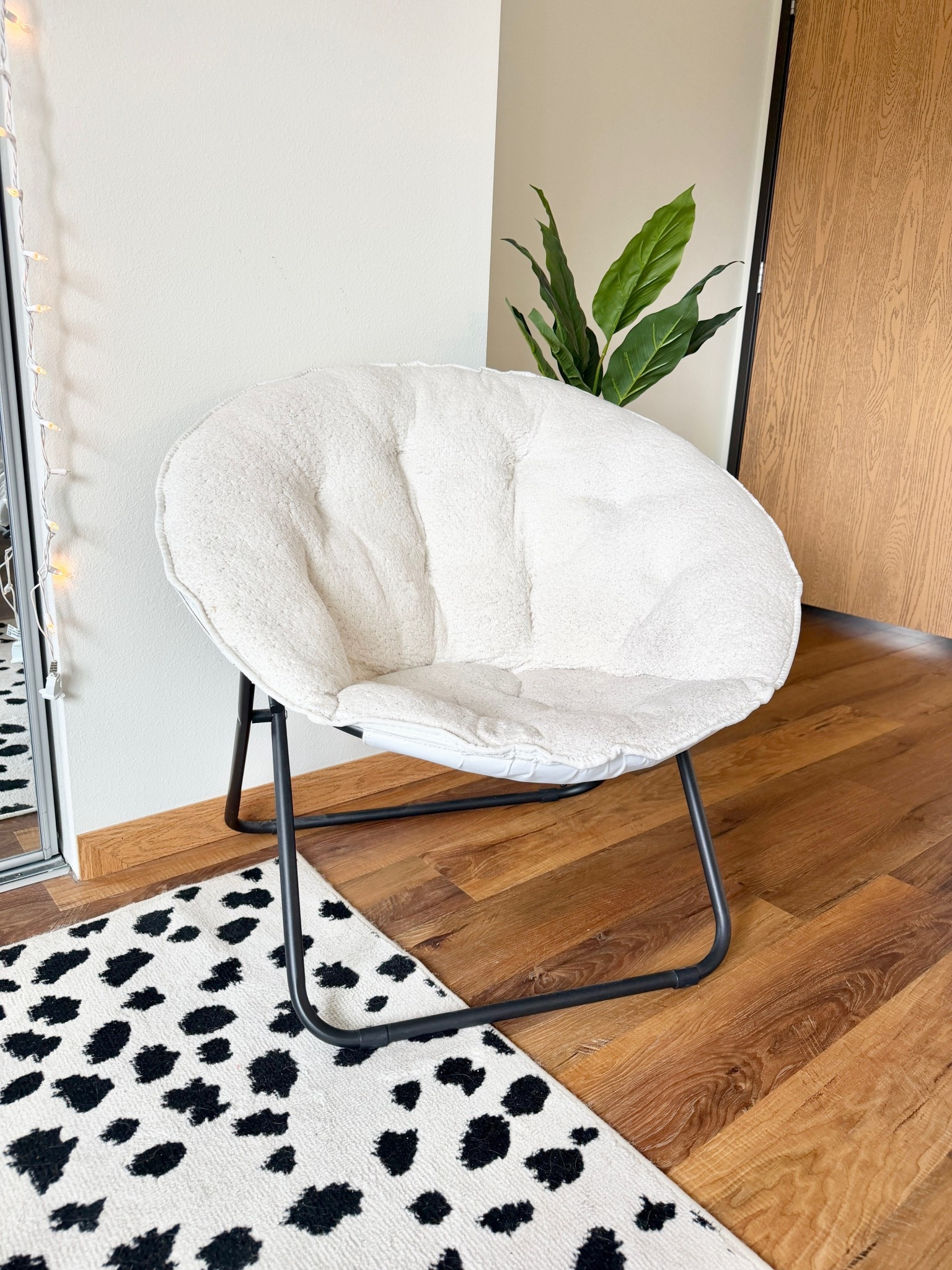 $35 White Sherpa Folding Saucer Chair from Walmart - For Teens/Kids

College dorm room furniture, girl dorm room, college girl, dorm finds, dorm decor, college bedroom, back to college shopping, teen girl bedroom, kids bedroom furniture, bedroom makeover, classroom seating, Walmart finds, flexible seating, living room seating, teenage bedroom, dorm essentials, dorm shopping

#LTKHome