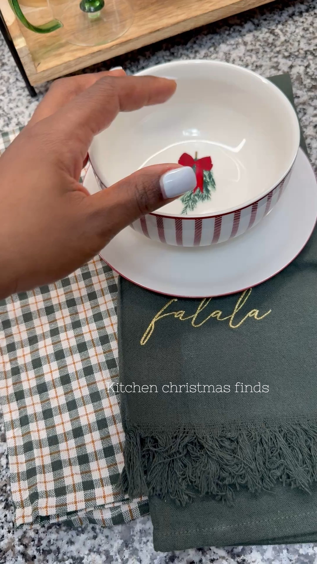 Kitchen Christmas finds 🎄Chris

#LTKcanada #LTKhome #LTKwinter