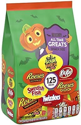 HERSHEY'S Bulk Halloween Candy, REESE'S, SWEDISH FISH, KIT KAT, REESE'S PIECES, All Time Greats S... | Amazon (US)