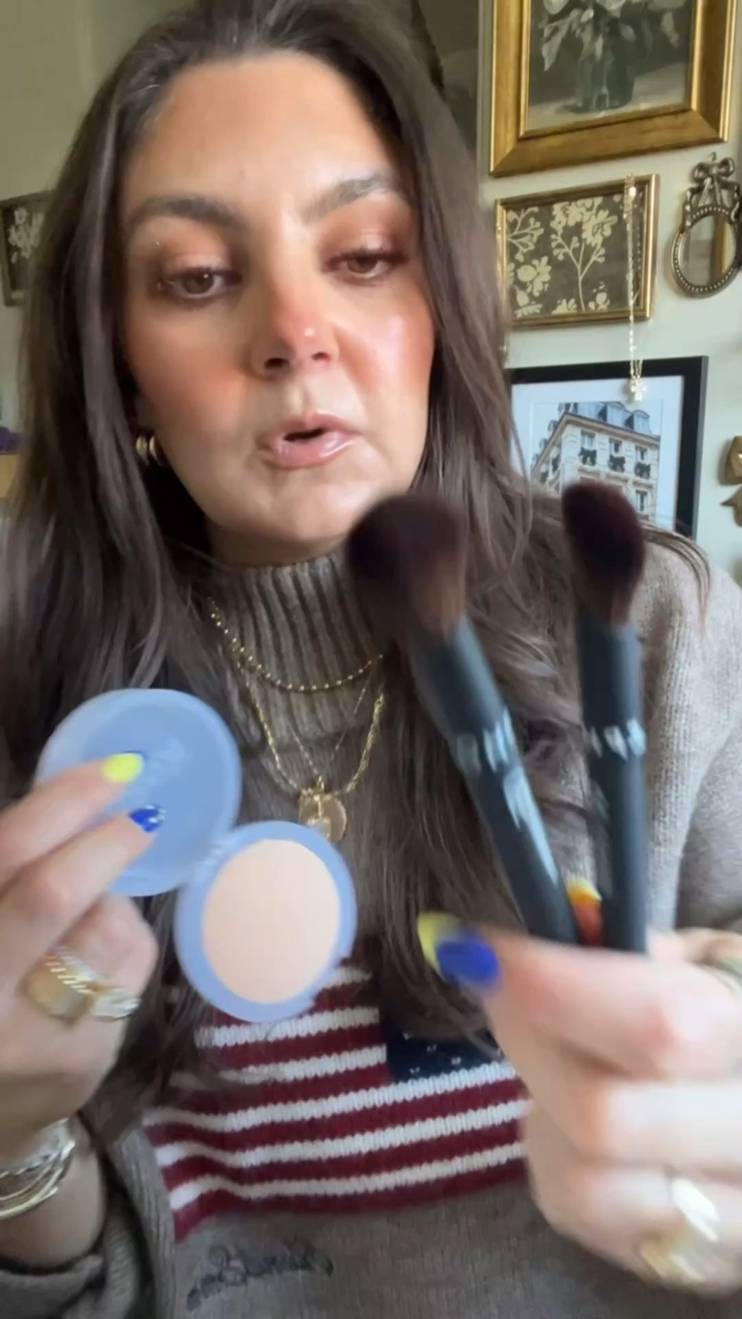 KOSAS setting {pressed} powder in the shade Comfy, and brushes to set
