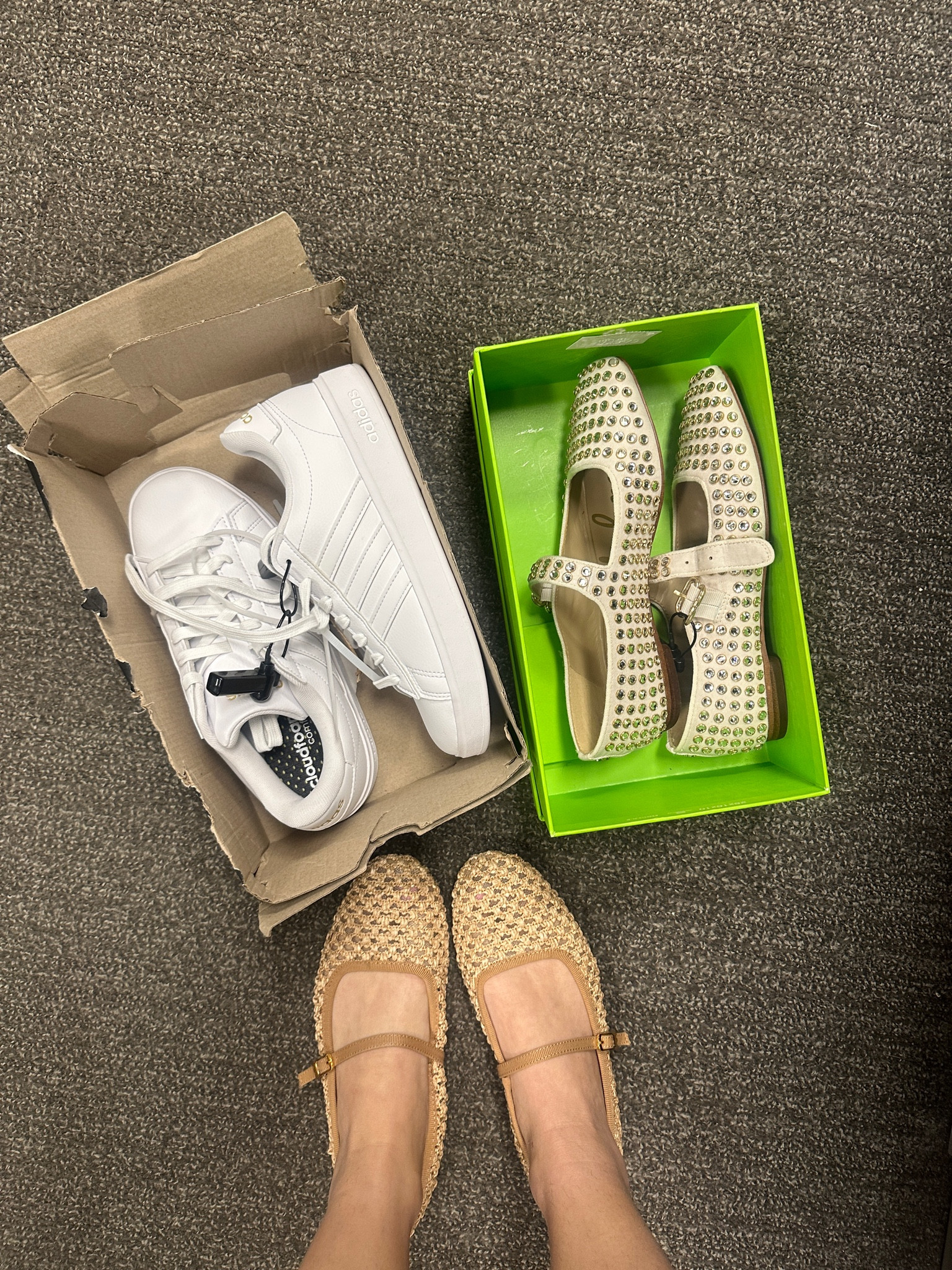 Shoe shopping 

#LTKFindsUnder100 #LTKShoeCrush