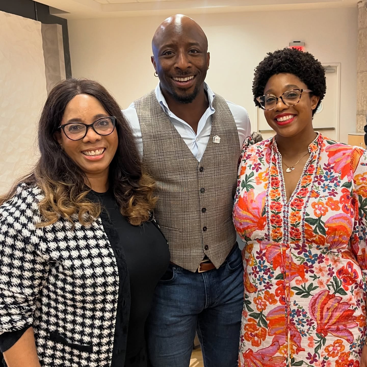 This Saturday we had the pleasure of attending two wonderful inaugural events, Dallas Hope Charities’ Legacy of Hope Charity Brunch and the Pride Kelso (Keller-Southlake) Festival!!! 

For those of you who have been following along with us, you know that @dallashopecharities is an organization that is very near and dear to our hearts and we are so happy that we were able to attend DHC’s first Legacy of Hope event and hear from some of the wonderful individuals that have lived and thrived at the Hope Center over the years; in addition to the iconic Mark Segal who was interviewed by our friend and DHC board member @roscraigco! 

Following Legacy of Hope, we rushed back home 🏃🏽‍♀️ to change so that we could attend the first annual @pridekelso event! As long standing residents of the North Texas area, and as previous residents of the Lake’s, being able to attend this inaugural event means so much to us, and the organizers April & Shaina Dreyson (@thedreyson)did the damn thing!! We’ve both attended and tabled at a lot of pride events in the metroplex, but this one was easily one of our favorites! There was a bit of backlash from the surrounding community, but for every insignificant bit of hate there was, there was 100x more love, acceptance, and fun happening within the festival “walls” that outshone anything and everything that was happening outside of it 💫.