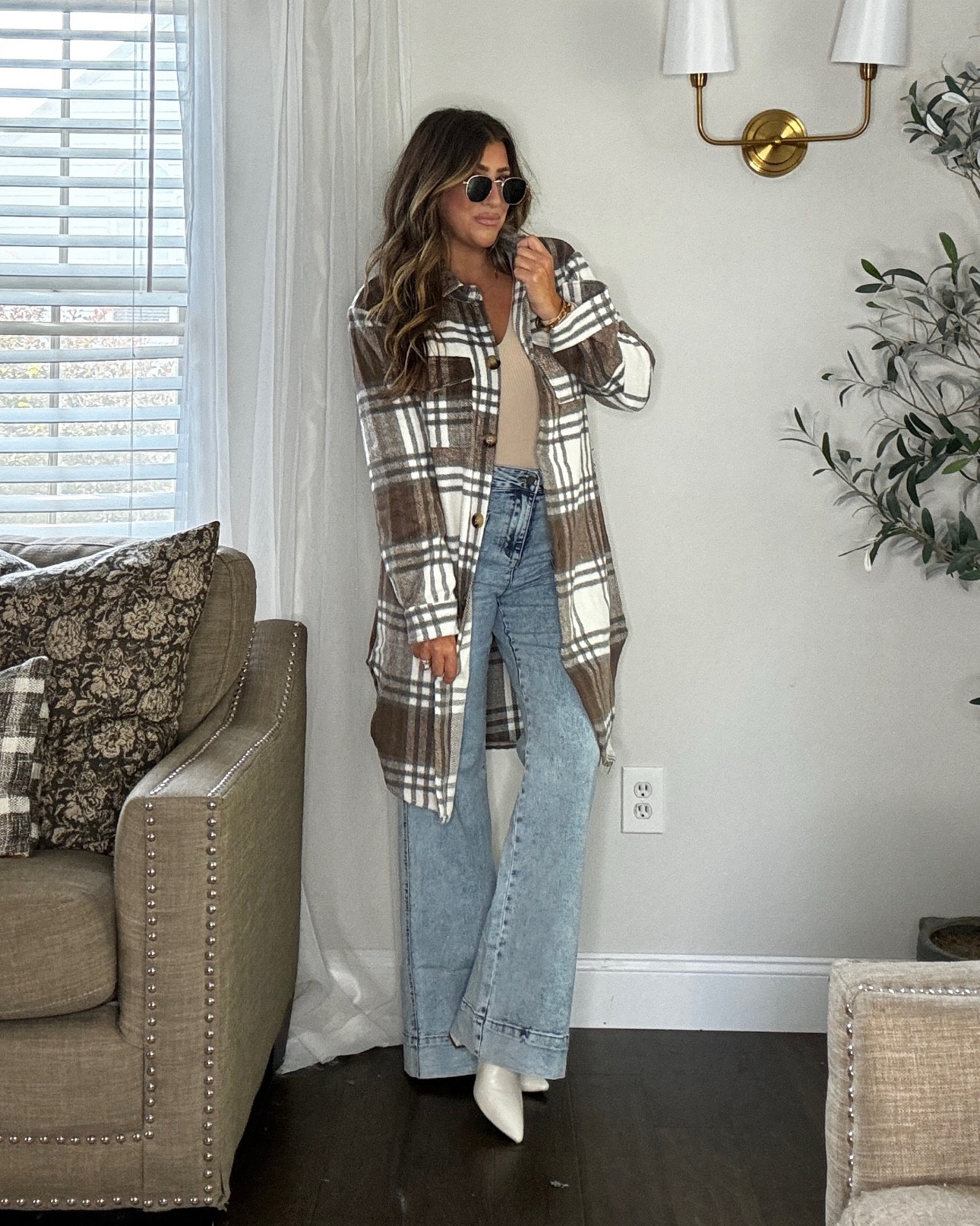 The cutest outfit for Fall! Use my code LAURENHORN to save 20%! Shacket in back and a best seller!

Wearing tts // meds and Jeans tts 8. Xx 



#LTKSeasonal #LTKStyleTip #LTKFindsUnder50