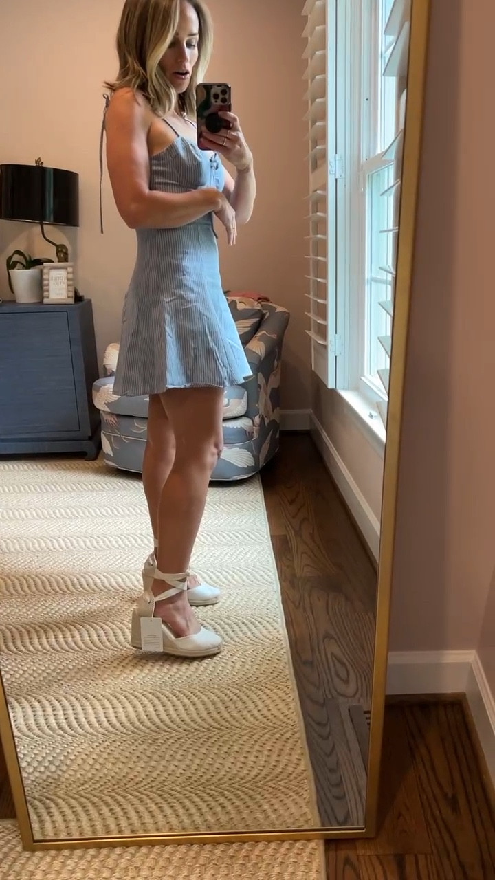 Amazon espadrilles review.

#LTKSeasonal#LTKshoecrush#LTKunder50

