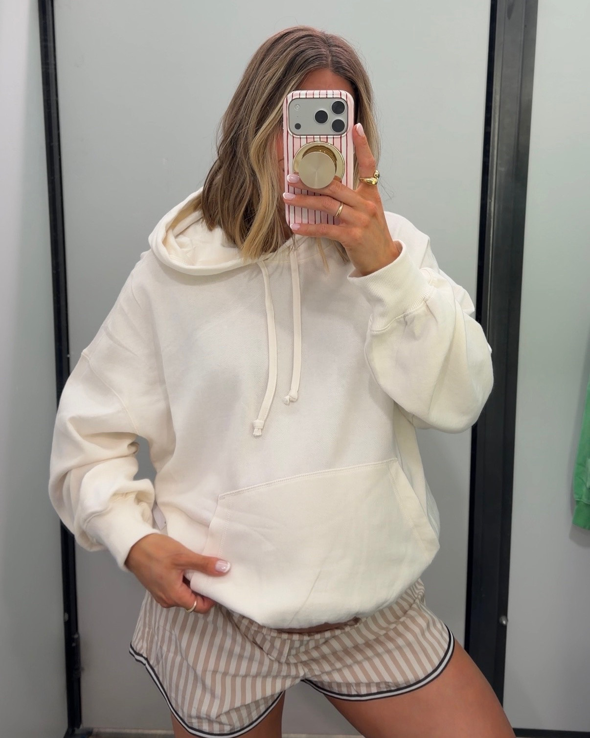 Non-maternity but it’s so roomy it fits my whole bump! 🙌🏼😍

#oldnavy #sweatshirt #summeroutfit #falloutfit #bumpfriendly

#LTKSeasonal #LTKdayinmylife #LTKootd