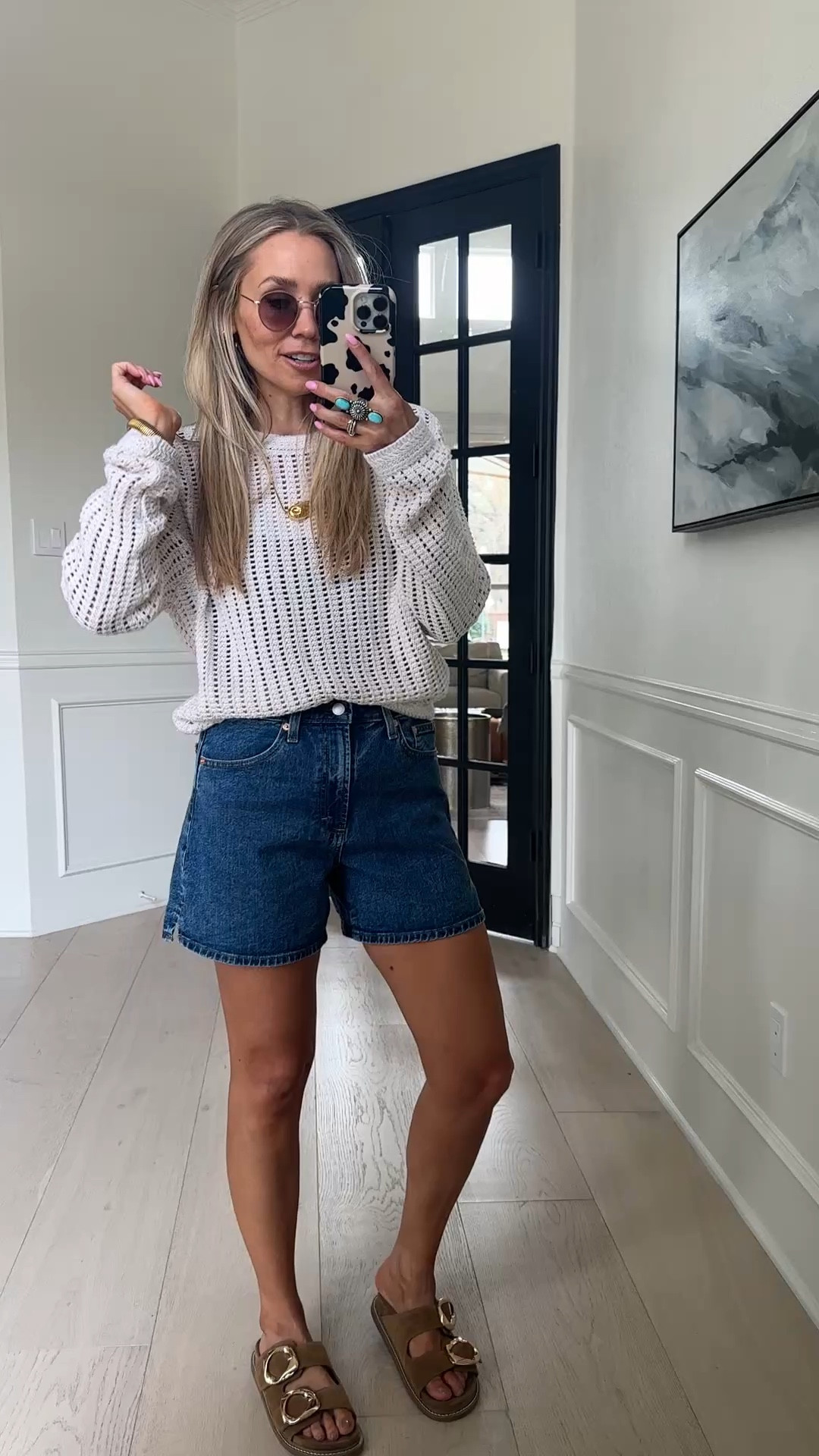 🤍 How good is this beachy, summer look? I cannot get enough of these denim shorts that look Abercrombie 👀 🤍🤩

Wearing size small // my tts in the top & went up one size (6) in the shorts. I would size up in the shorts for sure! 

5’5” // 120 lbs



#LTKSpringSale #LTKootd #LTKgrwm