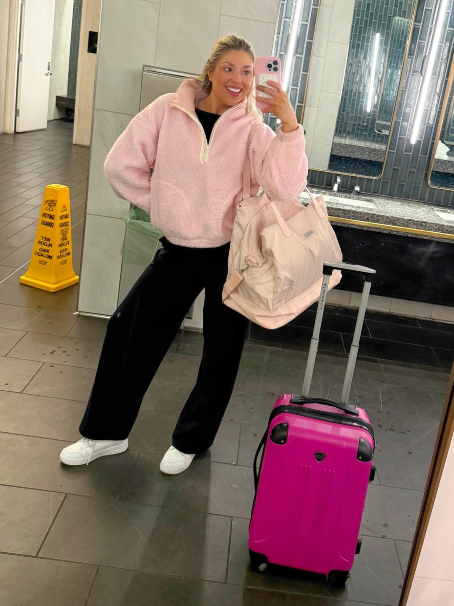 Cutie lil pink Sherpa Half Zip for a chilly plane ride 🫶🏼

#LTKootd #LTKTravel #LTKvlog