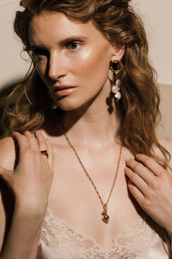 Lady Amphora Necklace, 24K Gold Plated Necklace, Gifts Ideas, Gold Coin Necklace, Pamela Card Jew... | Etsy (US)