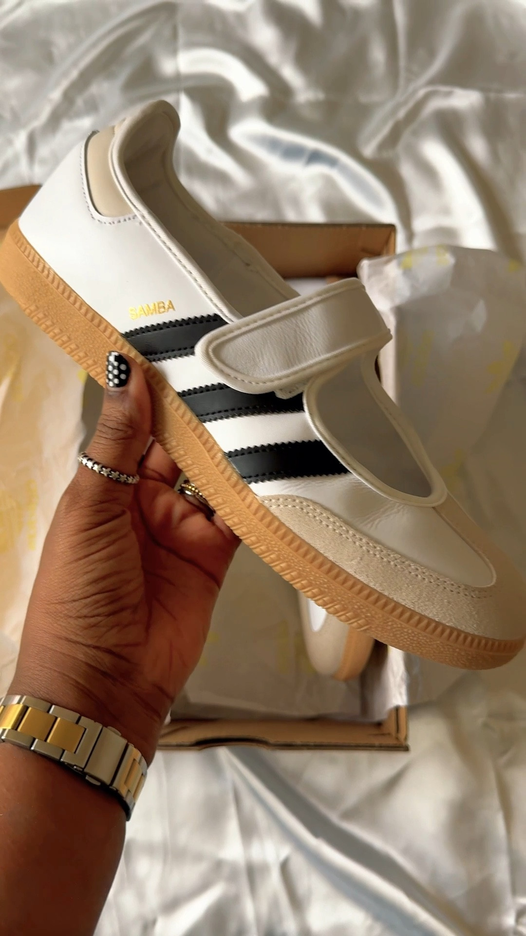 White Adidas Samba Jane restock!

#LTKGiftGuide