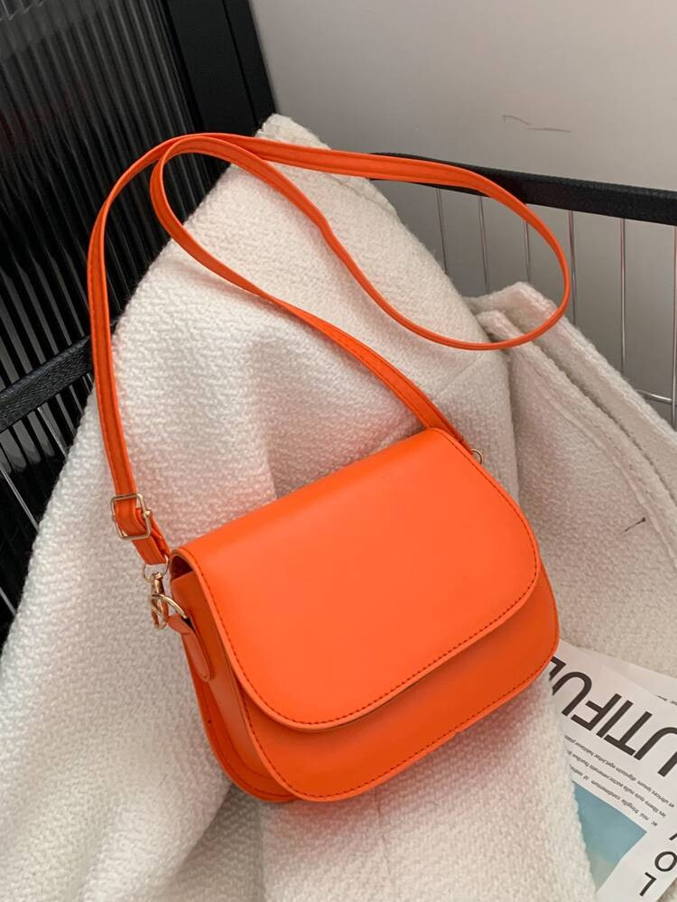 Mini Minimalist Flap Saddle Bag | SHEIN