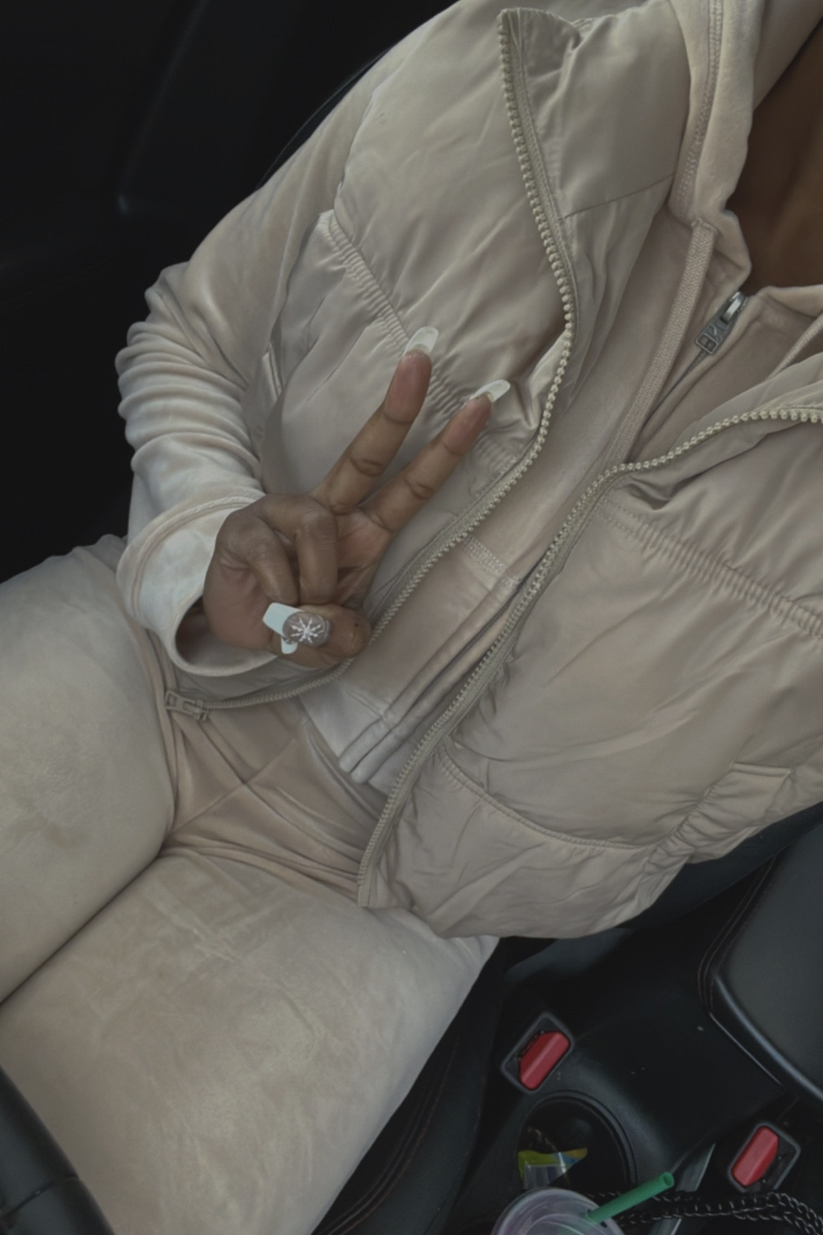 Velour sweatsuit set!

#LTKsalealert #LTKunder50 #LTKstyletip