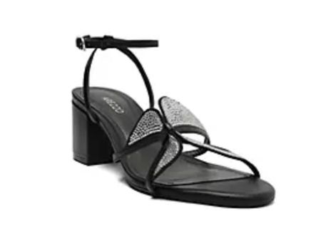 Block heels and gorgeous design - sandals crush 

#LTKshoecrush #LTKworkwear #LTKparties