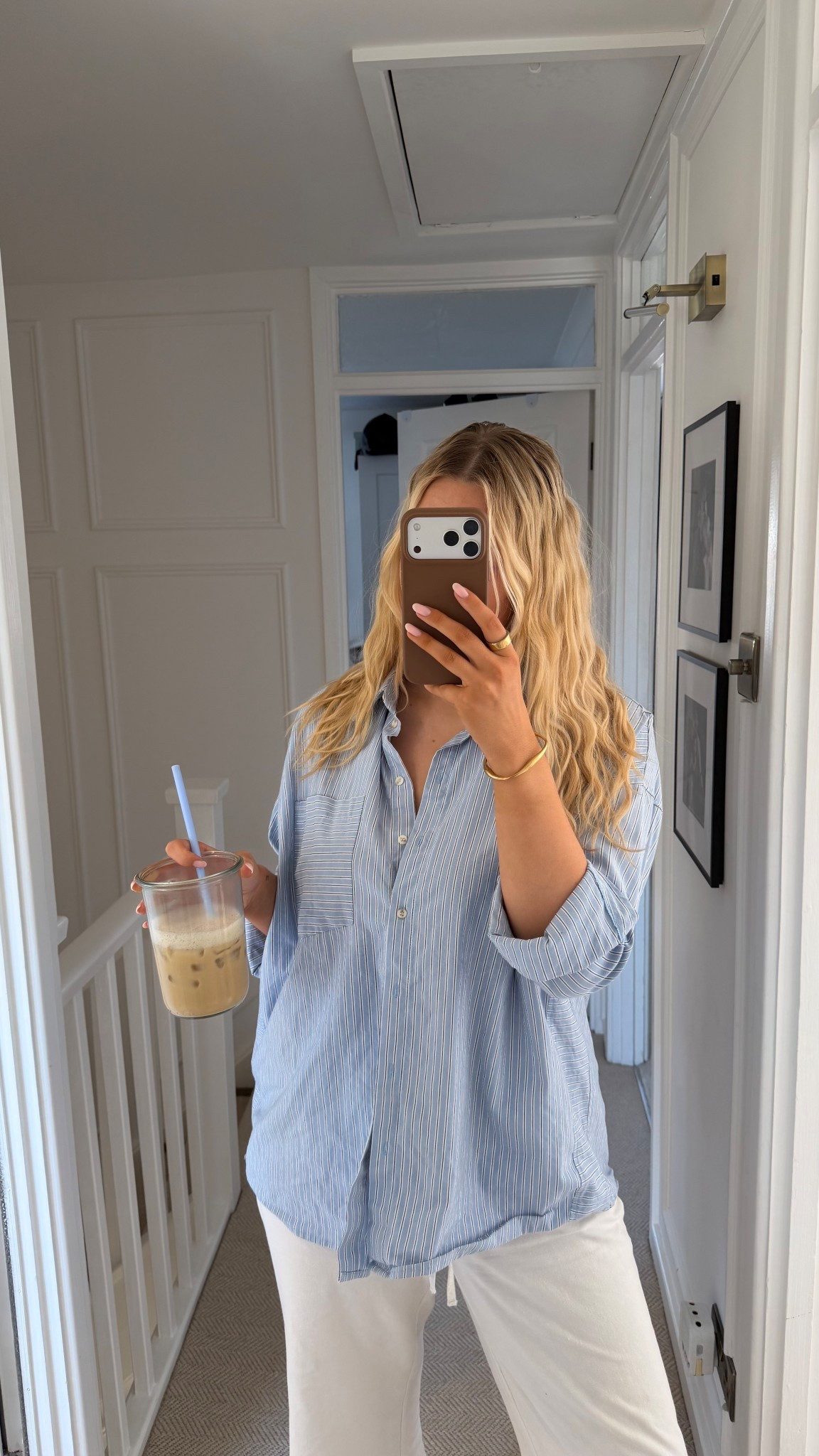 My spring uniform🩵💫 

Blue shirt, linen trousers, casual outfits, easy summer outfits

#LTKsummer #LTKuk #LTKspring