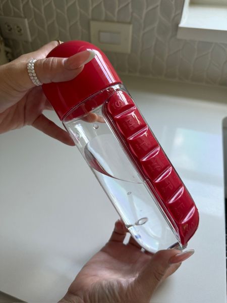 Hello beautiful friend!!! 😊💕 Check out this awesome Pill Organizer Water Bottle! It's like your personal pill and hydration buddy all in one. Perfect for keeping you on track whether you're at work, traveling, or chilling at home. Plus, it sits steady on any surface, no rolling around! Follow me @tiffanyallison7 for more handy gadgets! 🌟💊💧 #amazon #amazonfavorites #pillorganizer #waterbottle #cuteandfunctional #amazondeals

#LTKFindsUnder50 #LTKTravel