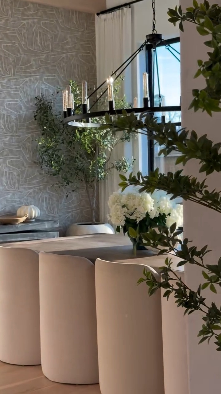 Tall, slender olive trees are one of my favorite decor staples.
They instantly bring life into a space, which is why I have them throughout my home 😆 This one is truly a
masterpiece. It has a different silhouette: fuller, incredibly realistic, and makes such a beautiful statement.

I’ve linked the exact products for easy shopping! 😉

#LTKSaleAlert #LTKHome