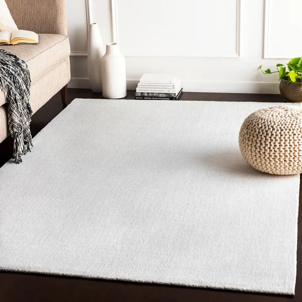 Orpha Solid Area Rug - Overstock - 27103112 | Bed Bath & Beyond
