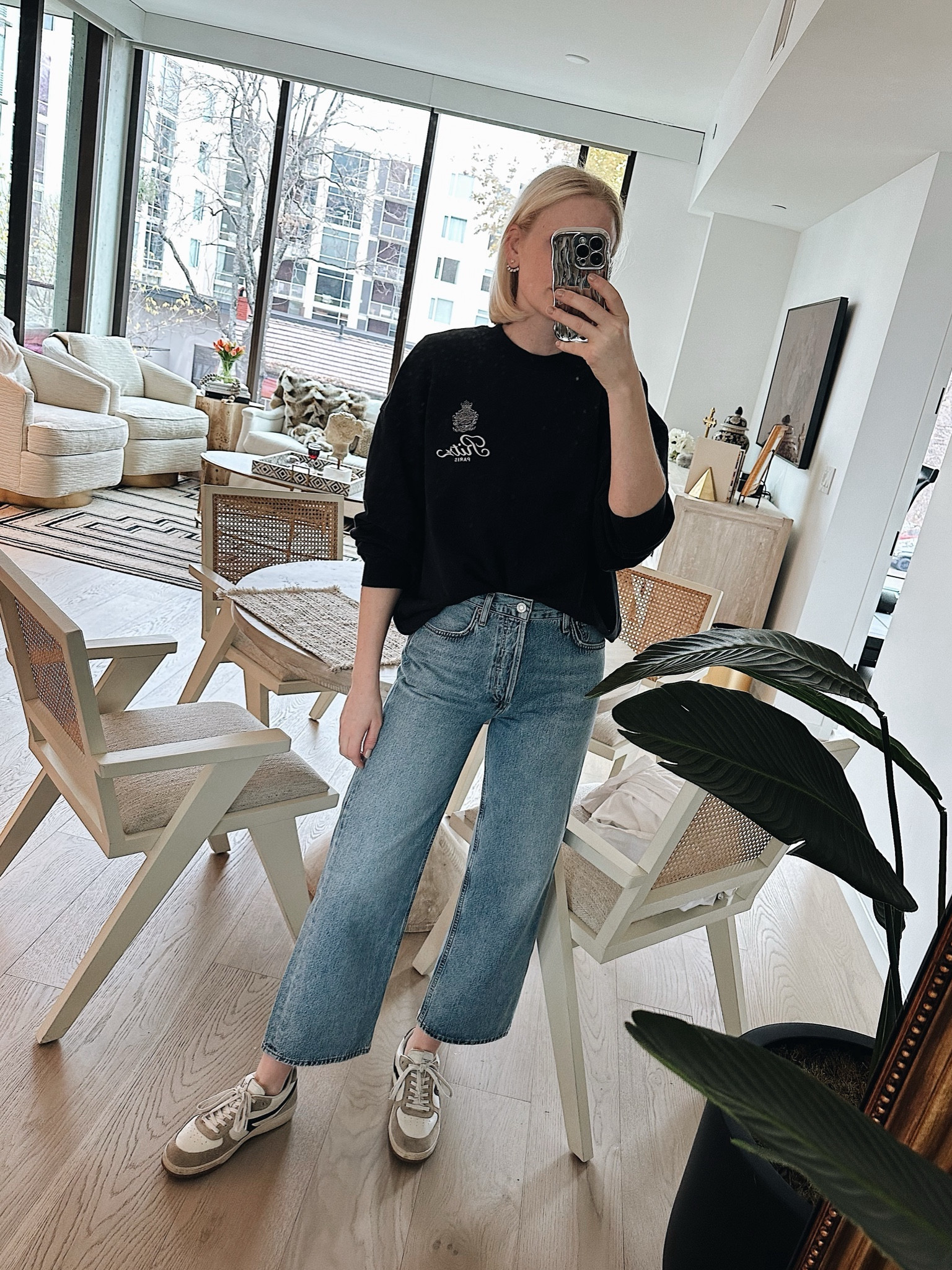 Today’s look! Wearing a small in the sweatshirt (it’s oversized). Jeans and sneakers are true to size!

#LTKstyletip #LTKshoecrush