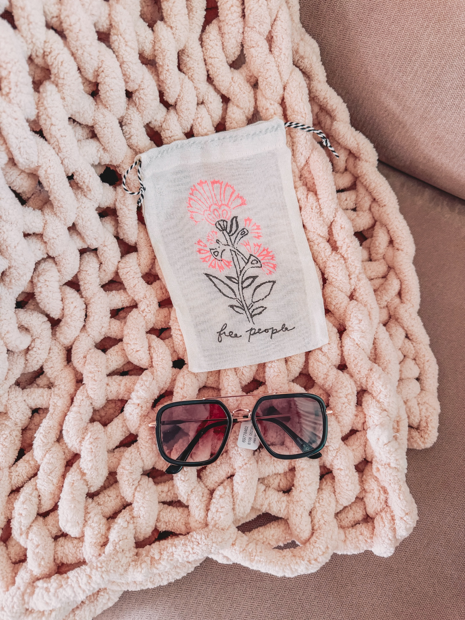 #LTKSeasonal #LTKVideo #LTKU #LTKover40 #LTKhome #LTKsalealert #LTKmidsize #LTKparties #LTKfindsunder50 #LTKfindsunder100 #LTKstyletip #LTKbeauty #LTKfitness #LTKbaby #LTKitbag #LTKshoecrush #LTKtravel #LTKworkwear free people sunglassess

#LTKSeasonal #LTKGiftGuide #LTKfindsunder50