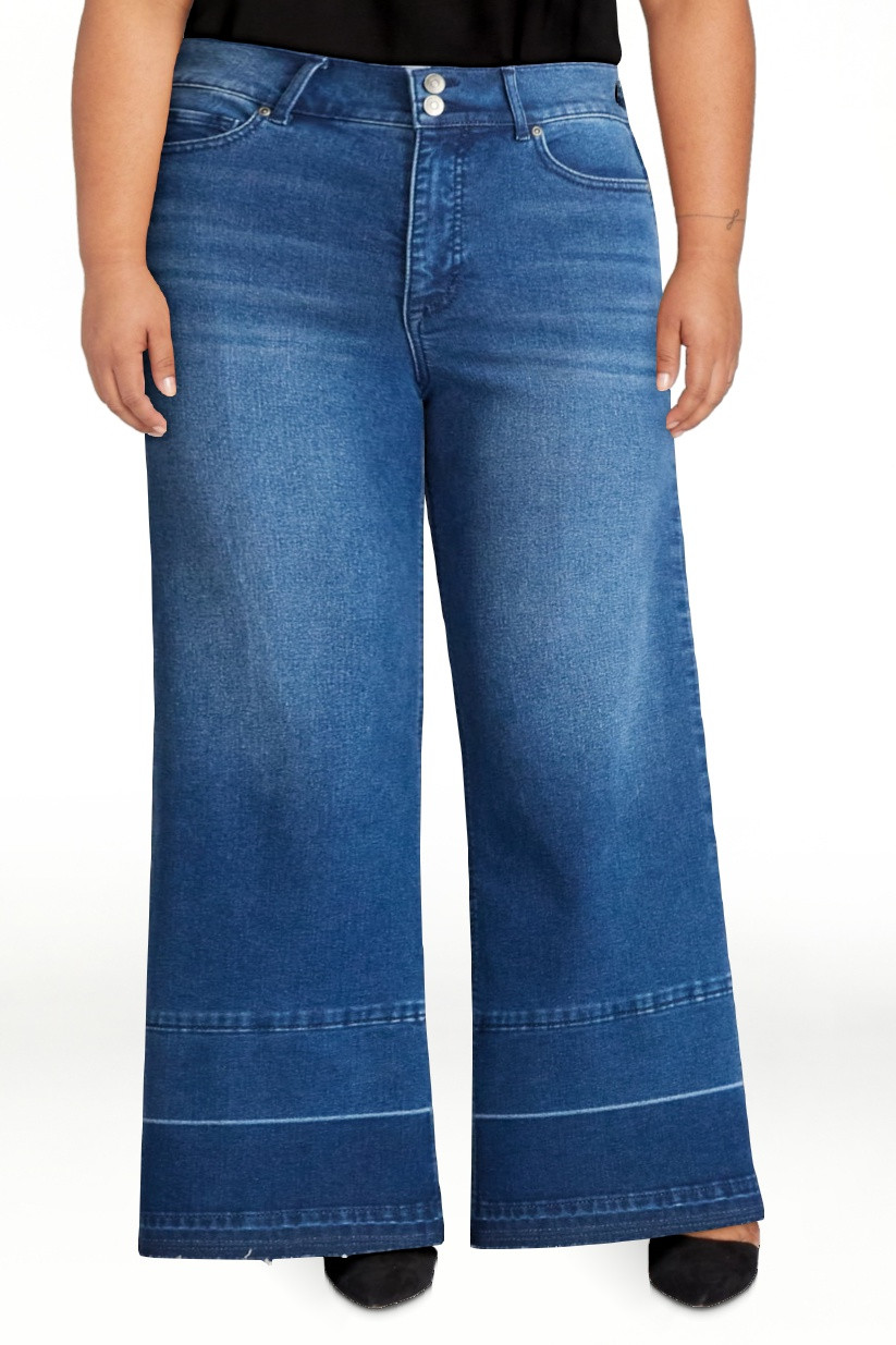 Sofia by Sofia Vergara Women's Margot Wide Crop Super High Rise Jeans, 27" Inseam, Sizes 0-20 | Walmart (US)