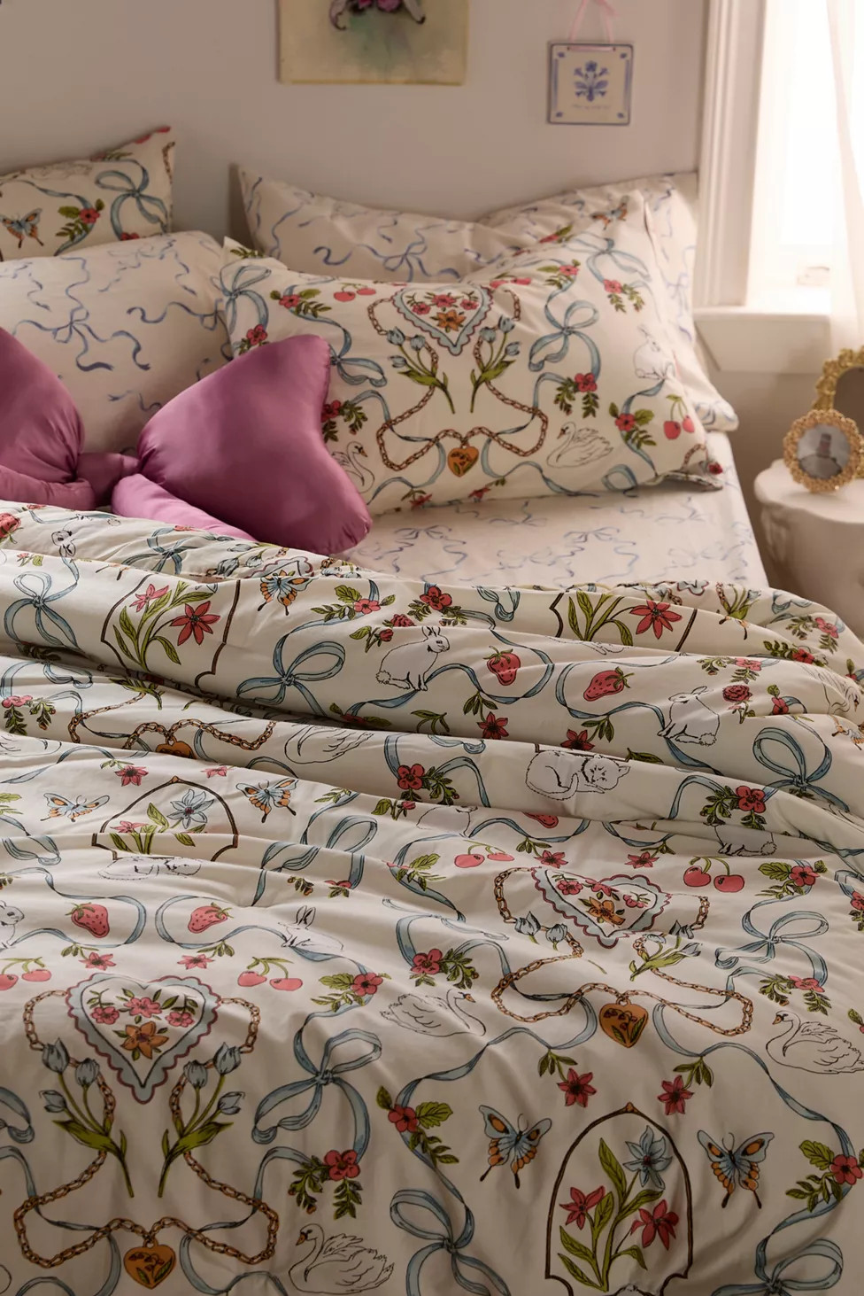 Mariya Comforter Set | Urban Outfitters (US and RoW)