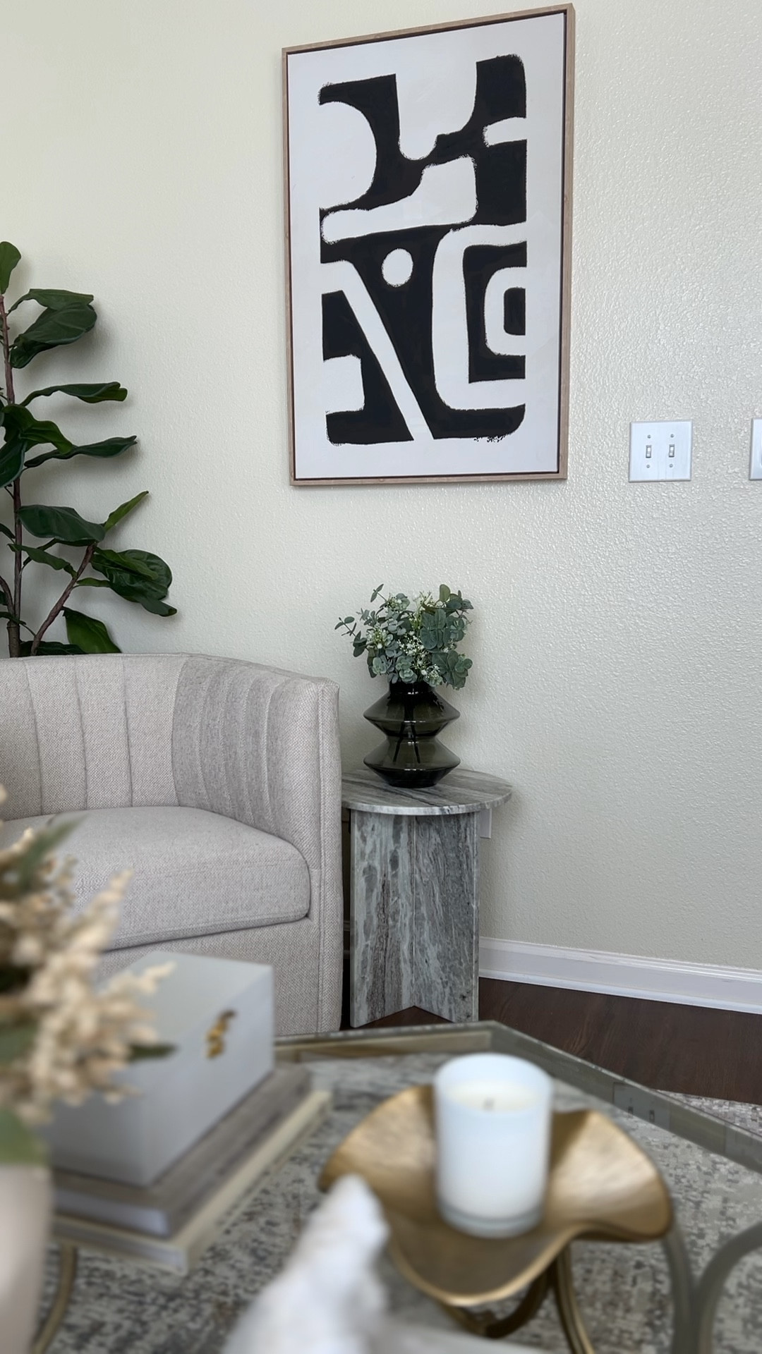 Room Styling

#LTKVideo #LTKU #LTKhome