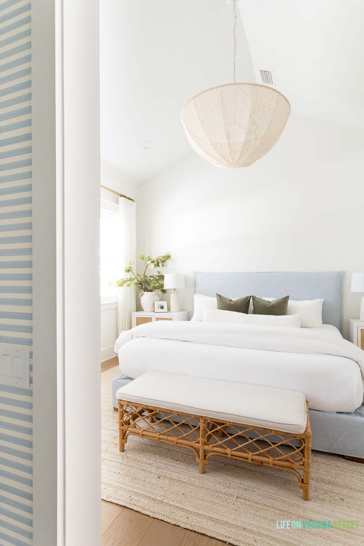 Today I'm sharing our fall home tour, including our bedroom decorated for fall! Includes cozy Quine bedding, light blue accents and faux oak leaves. You can take the full home tour here: https://lifeonvirginiastreet.com/2025-fall-home-tour/ #ltkhome #ltkseasonal #ltksalealert #ltkfindsunder50 #ltkfindsunder100 #ltkstyletip 

 #LTKSeasonal #LTKOver40 #LTKHome