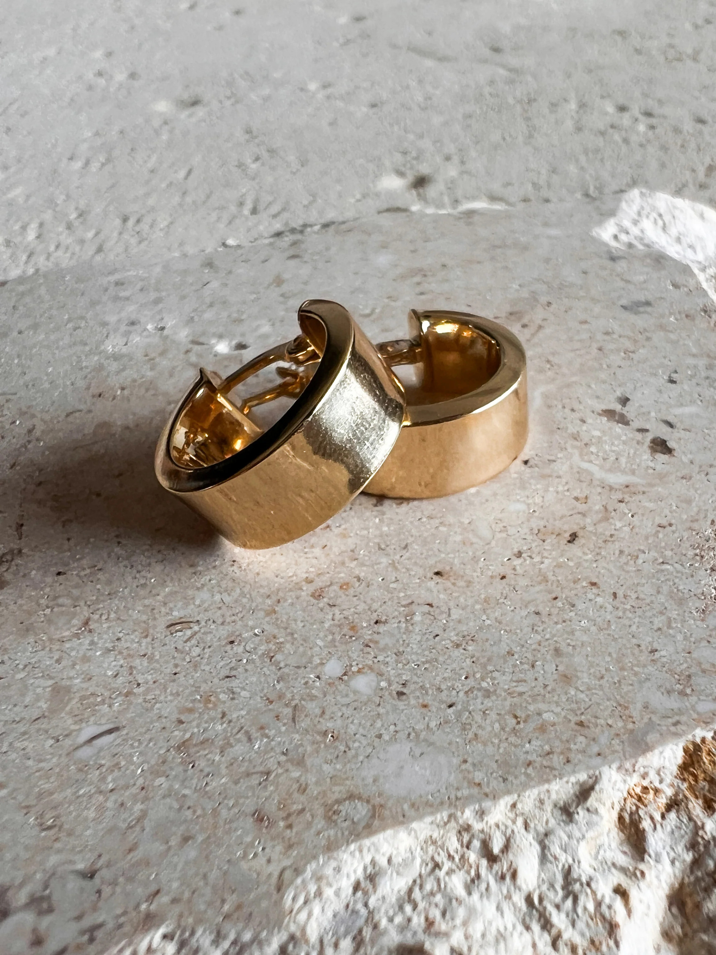 Everyday Flat Hoops | Natalie Borton