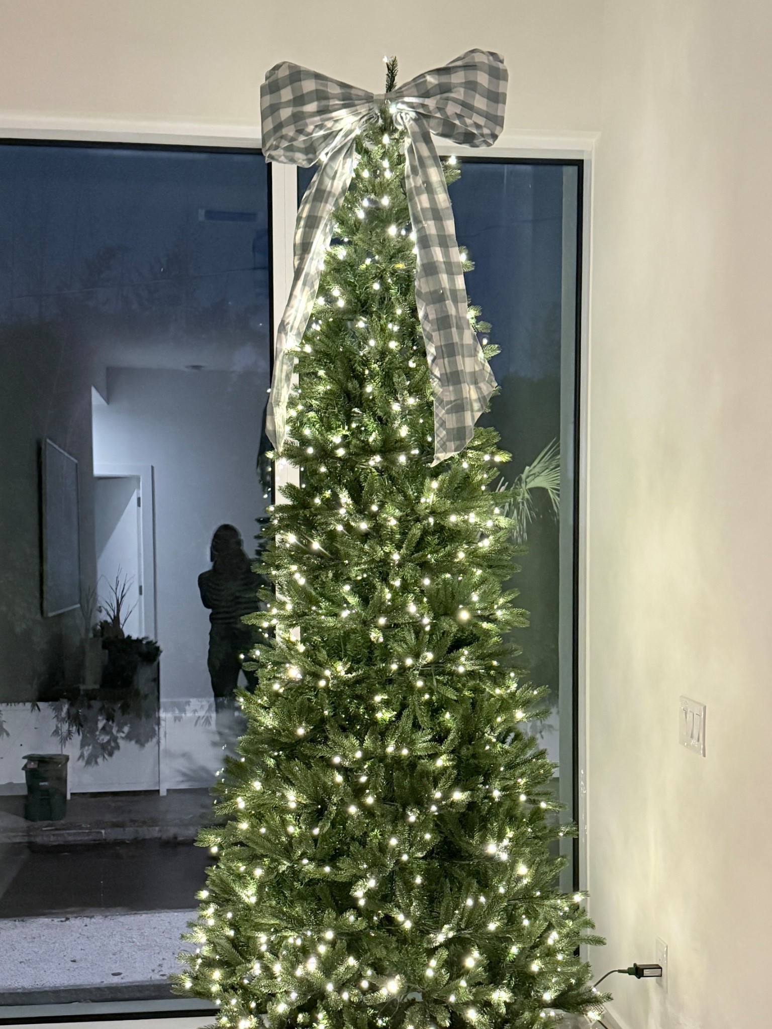 The cutest gingham tree topper 

#LTKHome #LTKGiftGuide #LTKHoliday