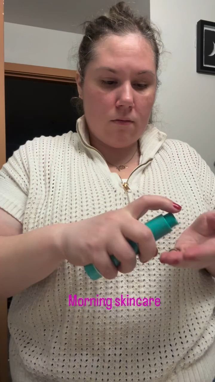 I have been switching up my skincare lately. Honestly I turn 40 this year and these pores and forehead wrinkles are annoying me. So I’m trying some new products to see if it helps at all. So far I have seen a change in my skin and we are 1 week in.