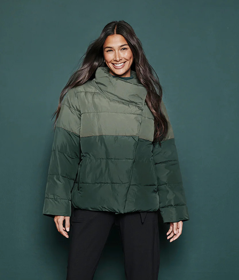 Women's Green Puffer Jacket - Size: XL | SummerSalt