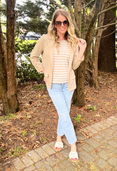 Mother’s Day is almost here and Liverpool Los Angeles has so many great pieces to gift the ladies in your life. Size x-small in the tee. Small in the blazer  Size 2 in the jeans! 


#LTKGiftGuide #LTKFindsUnder100 #LTKSeasonal