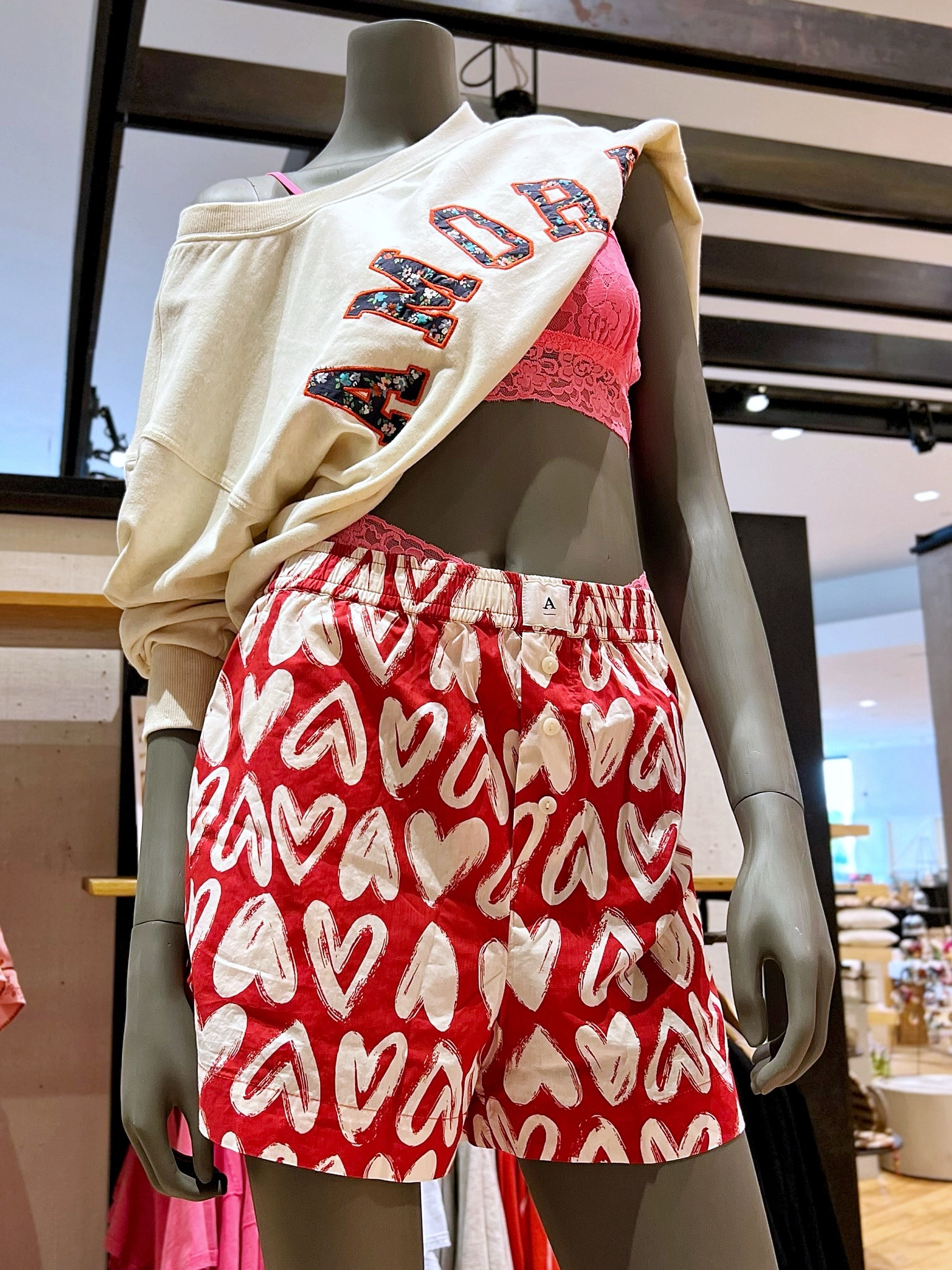 Anthropologie Loungewear

These cute heart boxer shorts are currently on sale and they are still in stock in all sizes.

Loungewear, Boxer shorts, pajamas set, pajamas bottoms

#LTKFindsUnder50 #LTKStyleTip #LTKSaleAlert