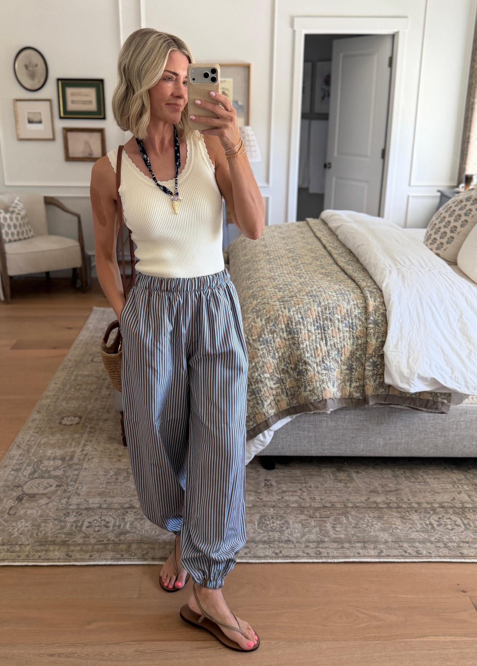 This tank is one of my go to's! So comfortable and flattering! Couldn't tag the pants but they are ZARA. Size down!

summer fashion, balloon pants, sandals

#LTKgrwm #LTKootd #LTKOver40