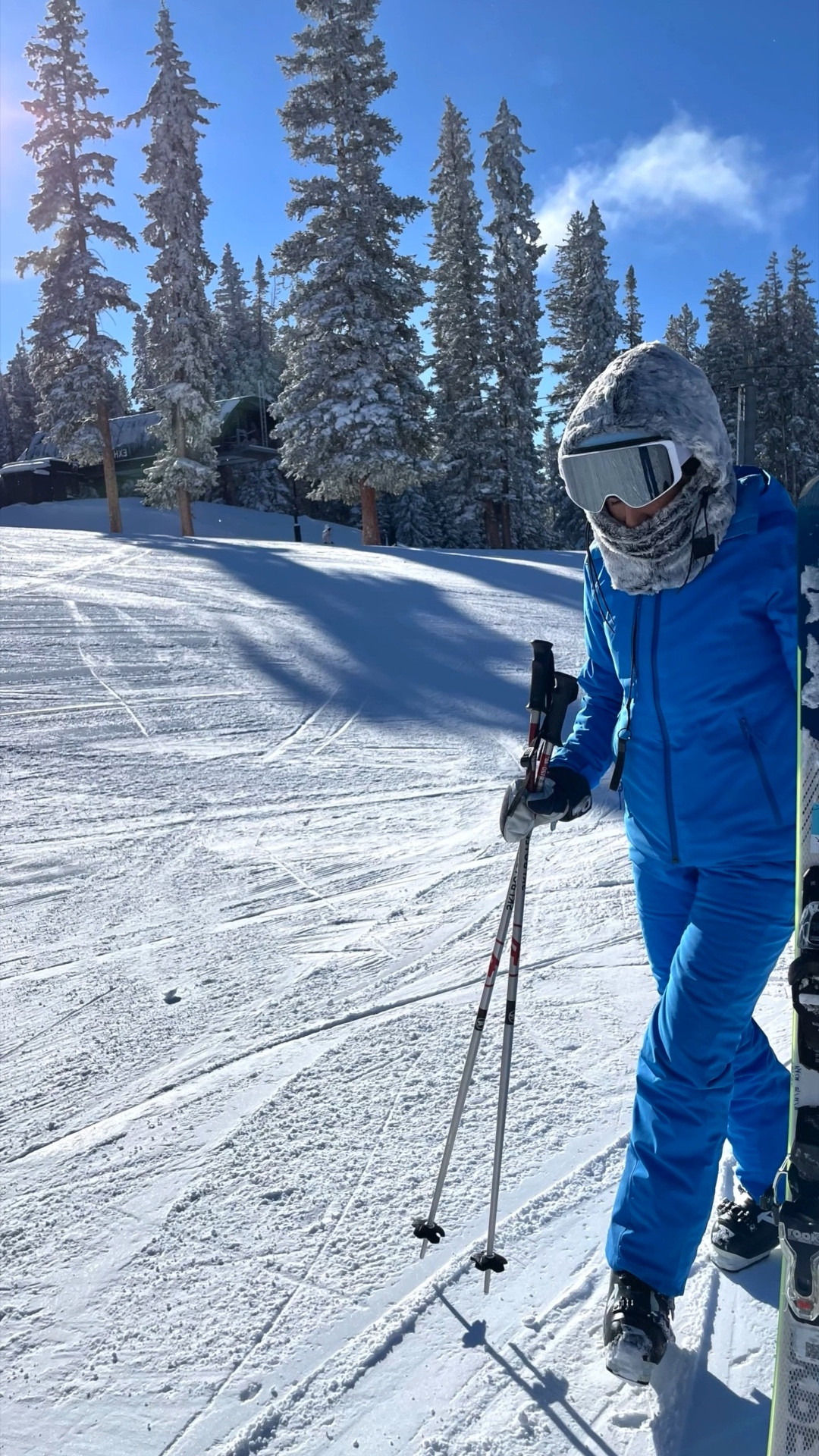 My favorite ski bib pant from Halfdays. The Carson bib has an awesome adjustable fit and is my warmest pant. Sizes XS to 2X (I’m wearing a small) and adore the colors. 



#LTKtravel #LTKfitness
