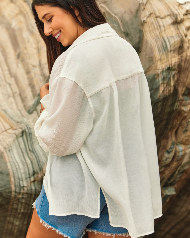Oversized Long-Sleeve Crinkle Button-Up Shirt | Abercrombie & Fitch (US)