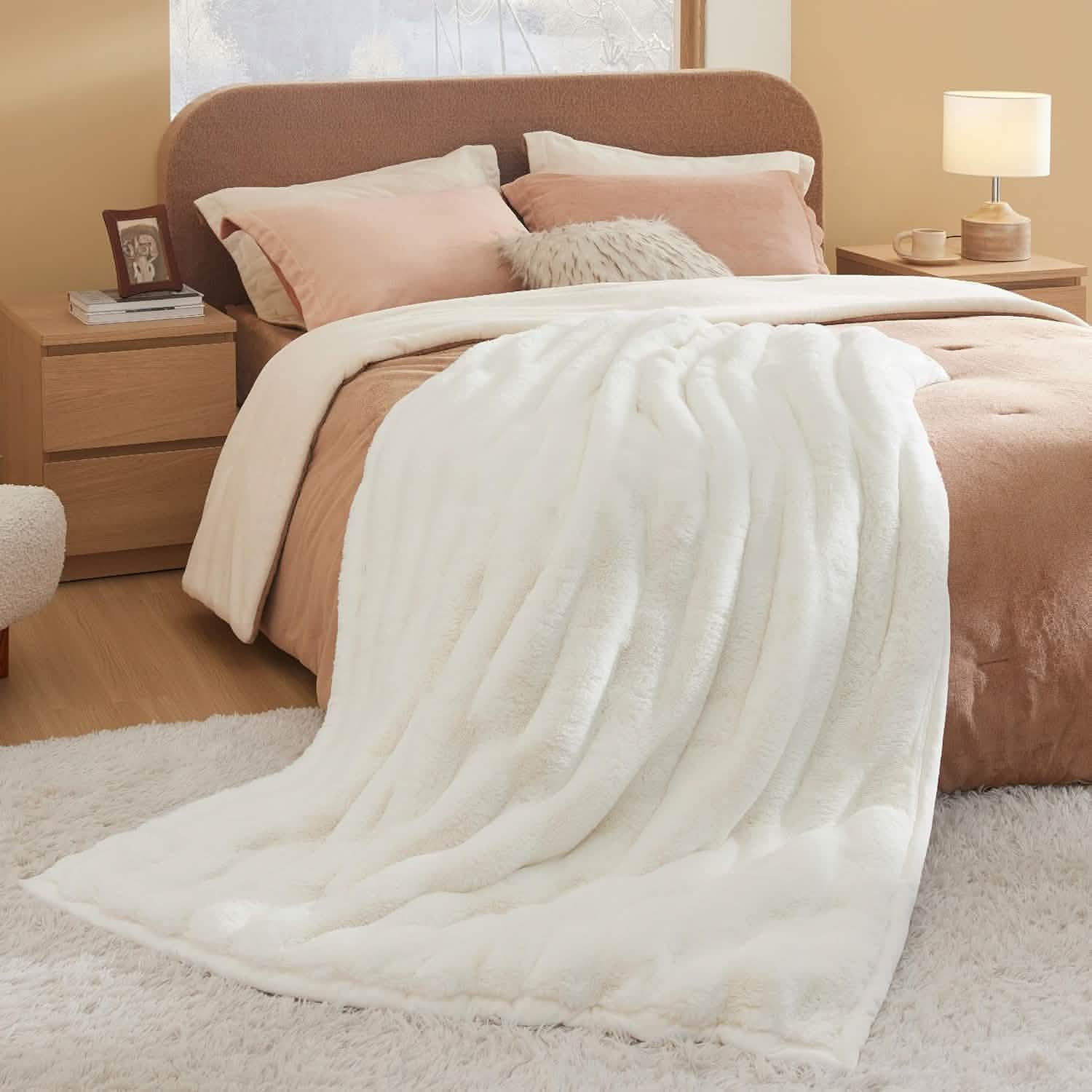 Bedsure Fluffy Striped Faux Fur Blanket White | Bedsure