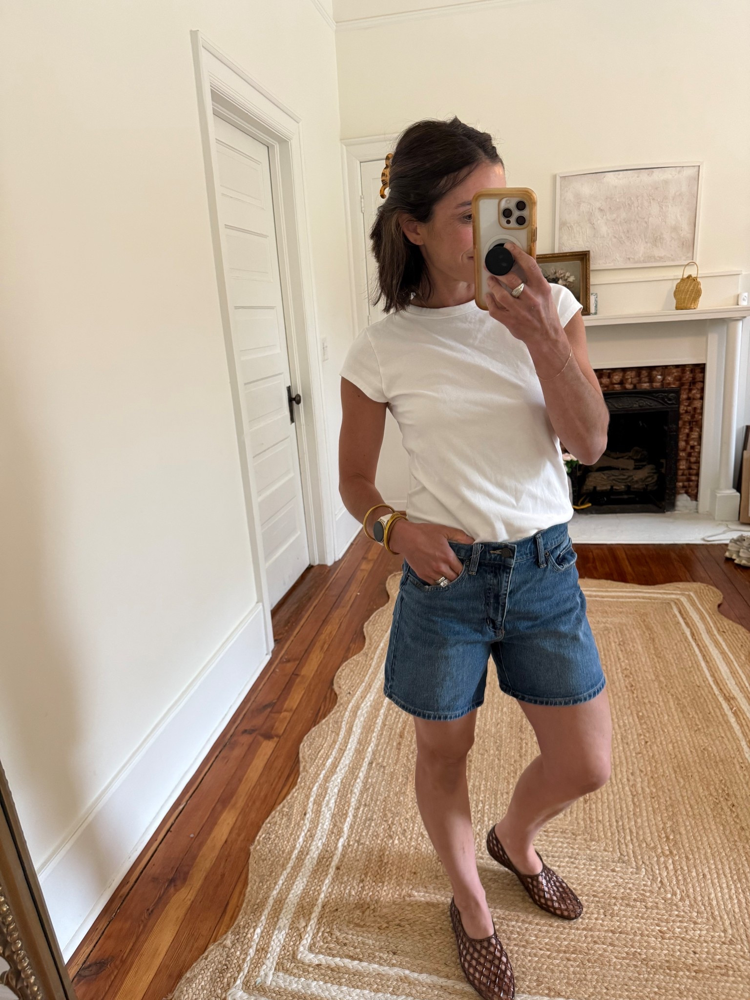 Mom style, Walmart shorts under $20 

#LTKTravel #LTKSeasonal #LTKgrwm