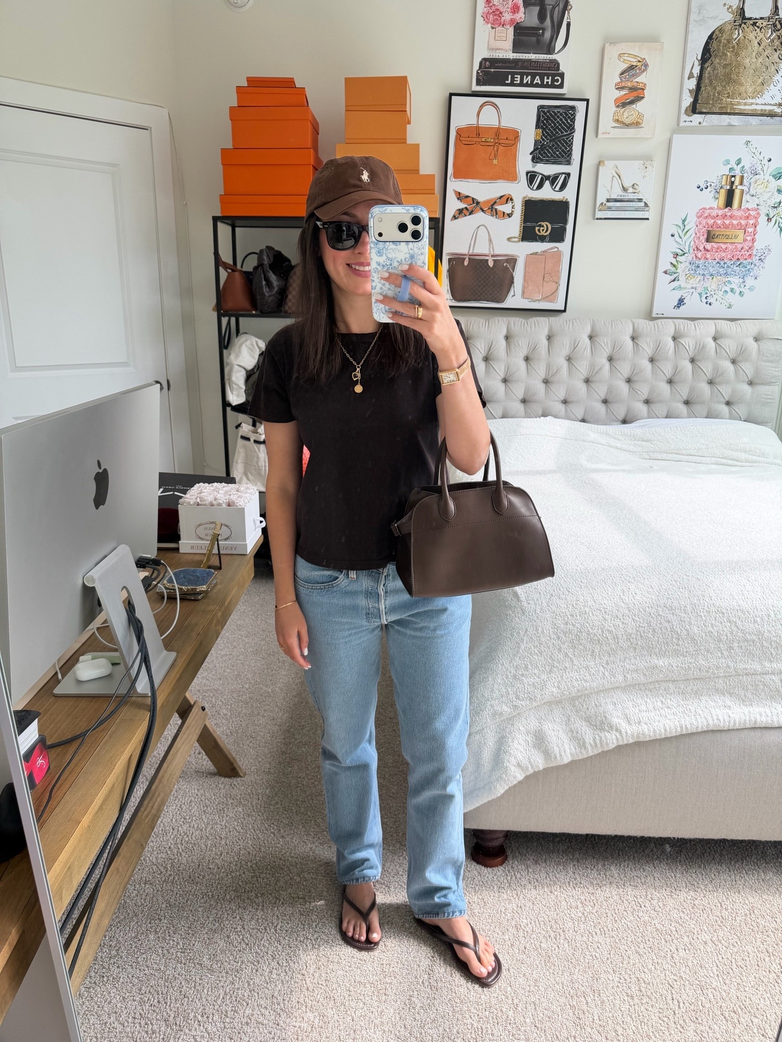 Best basic tee ever with vintage Levi’s

#LTKootd #LTKSeasonal