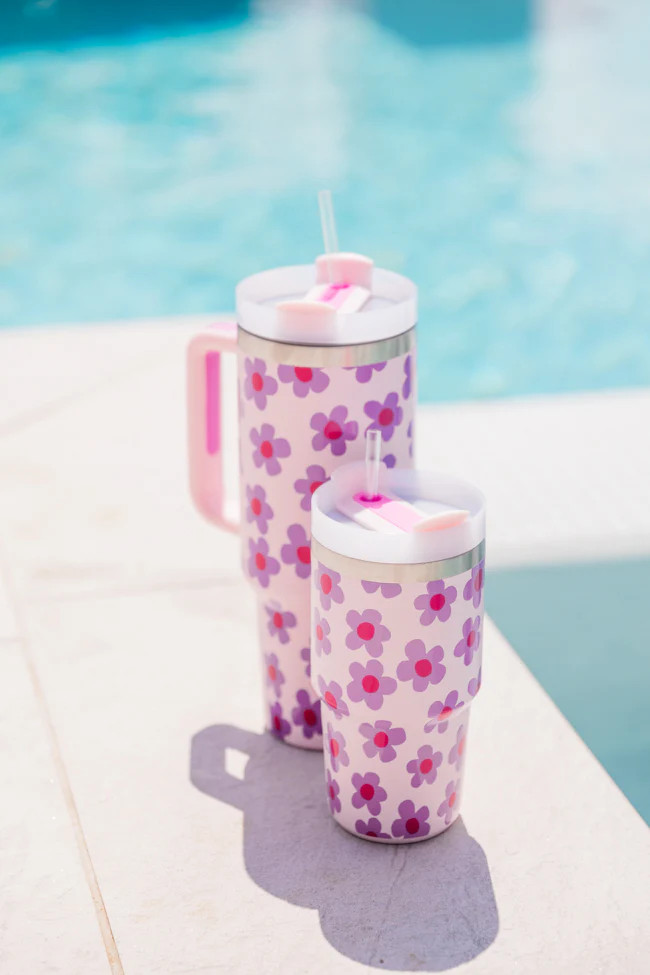 Sippin' Pretty In Kennedy Daisy 20 oz Drink Tumbler With Lid And Straw Tori X Pink Lily | Pink Lily