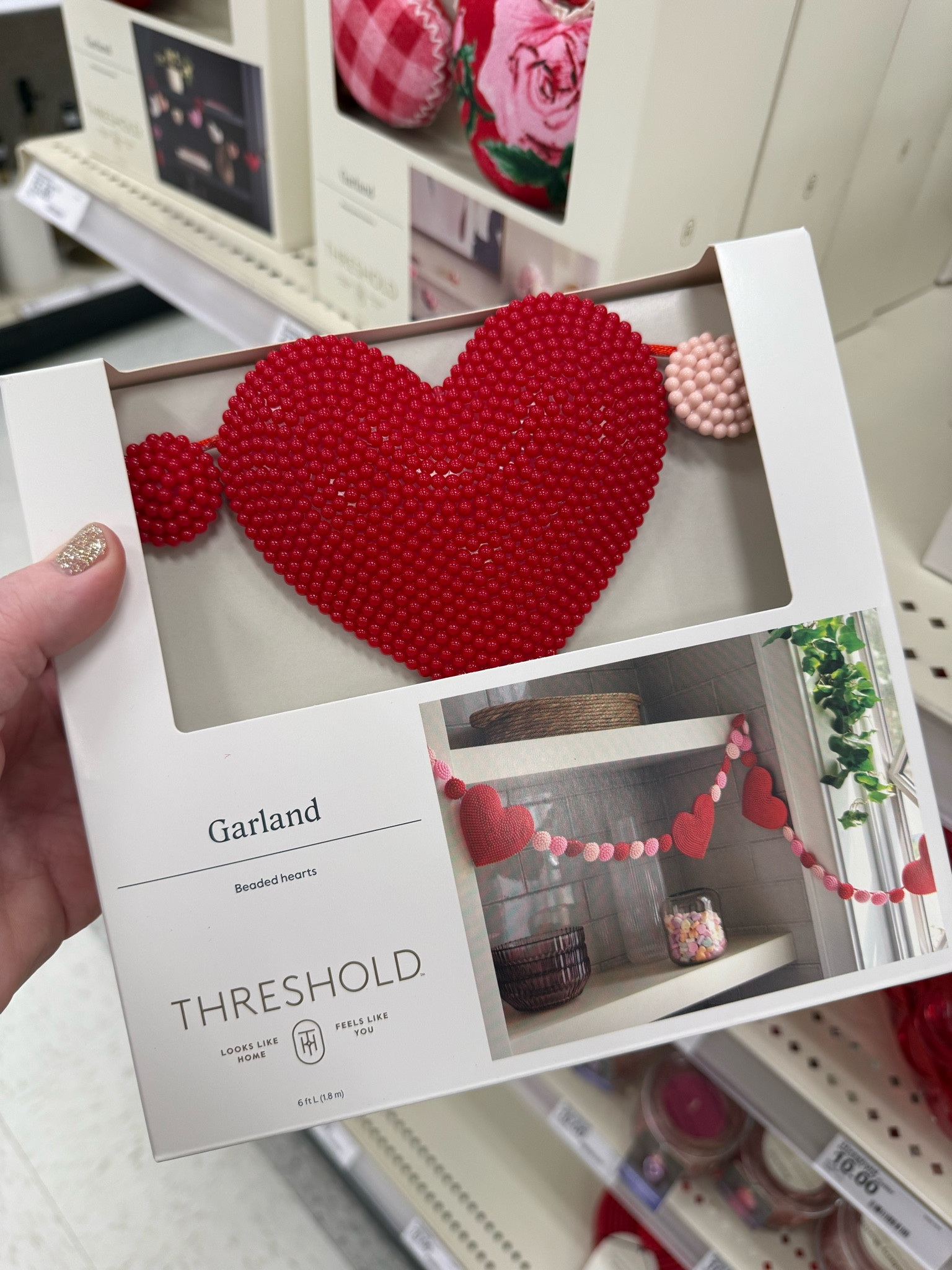 Valentine’s Day garland 

#vday #valentinesdaydecor 



#LTKSeasonal #LTKHome