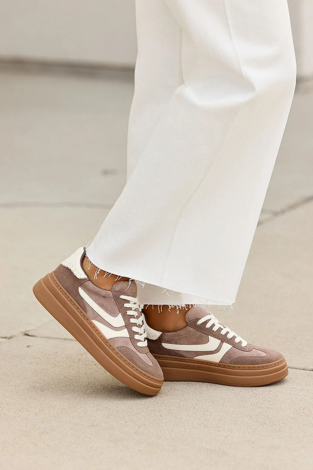 Steve Madden Women's Dodge Sneakers - Taupe | Magnolia Boutique