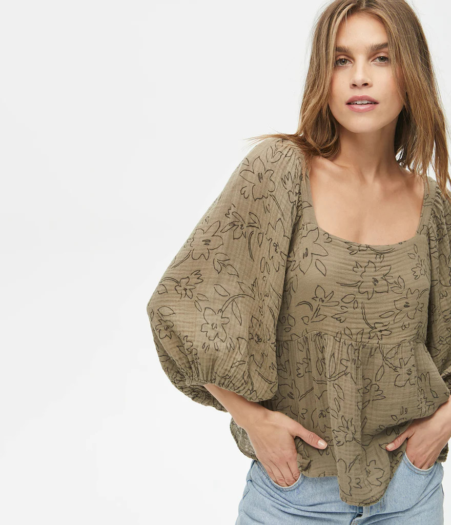 Patsy Floral Top | MichaelStars.com