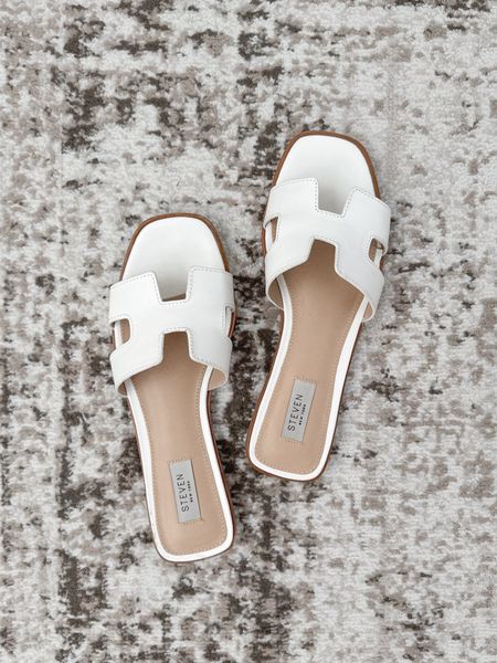 Love these sandals!! They come in other colors & are very comfortable! Plus, they are super chic & go with everything!

#LTKSeasonal #LTKFindsUnder100 #LTKShoeCrush
