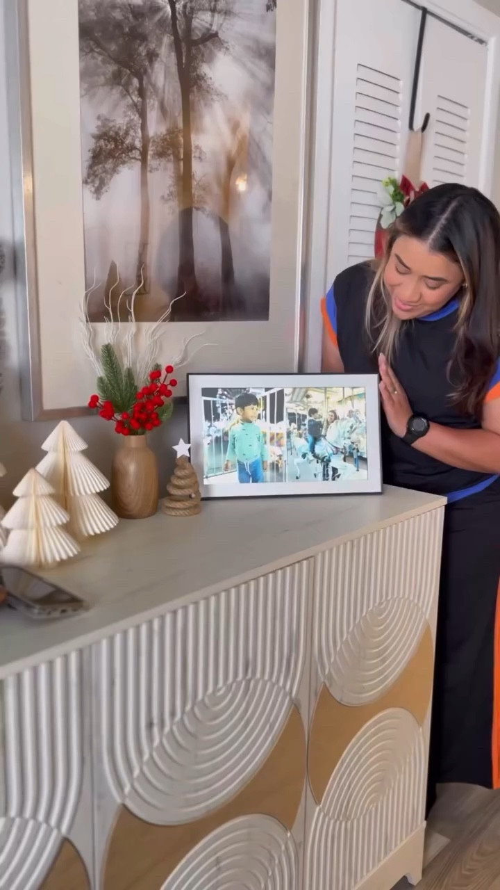 My New Digital Photo Frame is from @dragontouch_official and it’s the Classic 15 Pro Digital Photo Frame✨

Key Features of Dragon Touch Classic 15 Pro:

- 15.6 inch full high-definition touchscreen; 32 GB of large memory;
- Easy for anyone to setup & use; 4 ways to upload photos;
- Instantly share anytime anywhere with the APP;
- Automatically adjust photo orientation.

Link: https://amzn.to/3YFa1Ge

#dragontouch #digitalphotoframe #digitalframe #amazonfinds #amazonhome #amazoninfluencer #blackfriday